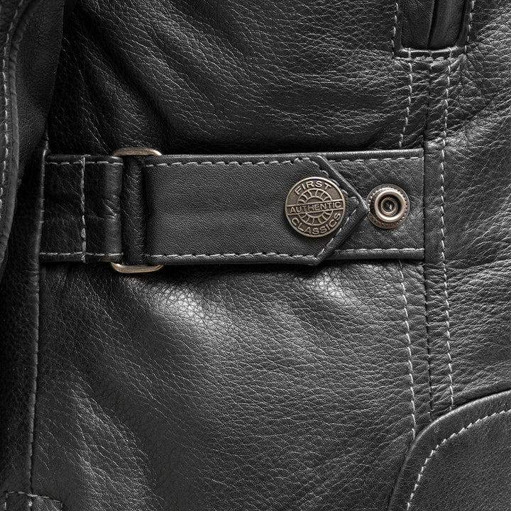 Free Spirit Women's Motorcycle Leather Jacket - Image 5